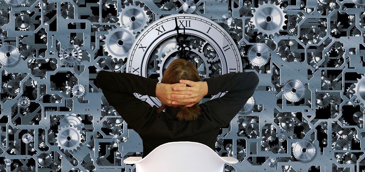 Metaphysical Analysis of Space and Time